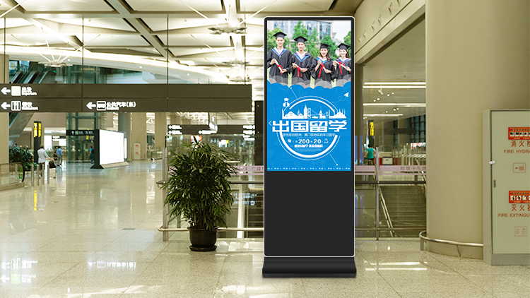 /在大堂装了6台触摸立式广告机,前台不再当“指路牌”了/在大堂装了6台触摸立式广告机,前台不再当“指路牌”了